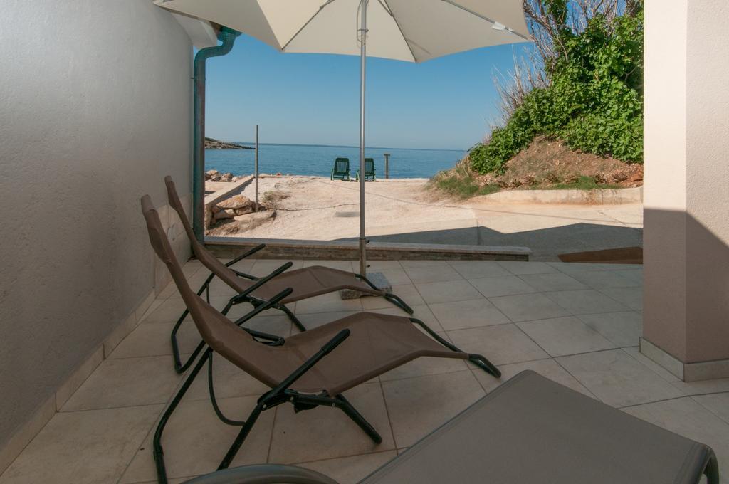 Villa Sv. Martin Mali Losinj Phòng bức ảnh